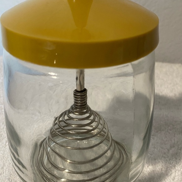 Retro Yellow and Green Glass Kitchen Tools Set - Picture 7 of 7